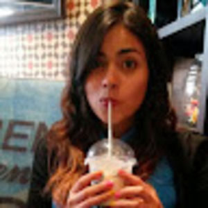 Meet your Posher, Claudia